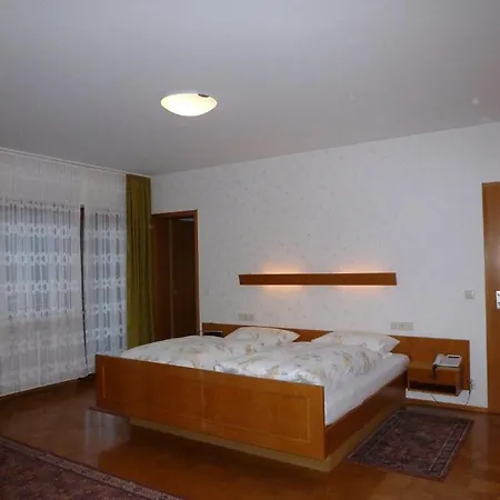 Waldschloesschen Ξενοδοχείο 3*