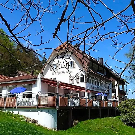 Waldschloesschen باد هيرنالب