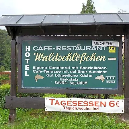 Waldschloesschen فندق باد هيرنالب